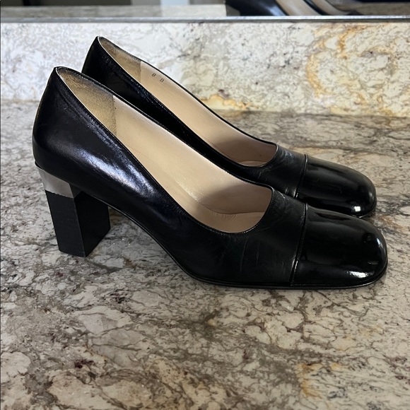 Chanel Black heels - Picture 9 of 17